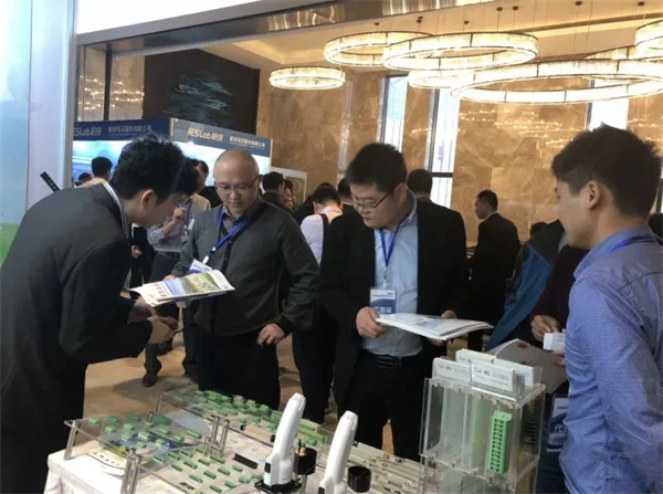 置恒电气携自主卓能电联接产品成功亮相中国智能电网学术研讨会 置恒电气携自主卓能电联接产品成功亮相中国智能电网学术研讨会(图3)